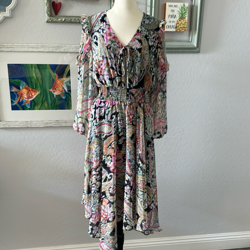 $295 Beautiful Flowing Boho Chic Dress